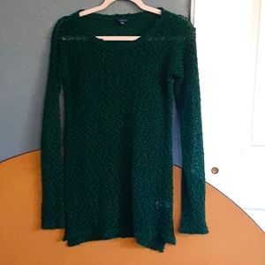 Aeropostale green/Black sweater
